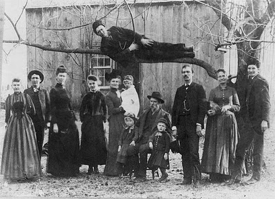 a funny-family-photo-2