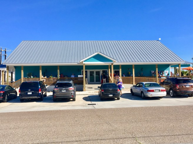 island Holiday Market