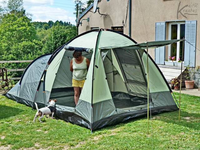 picture of a tent